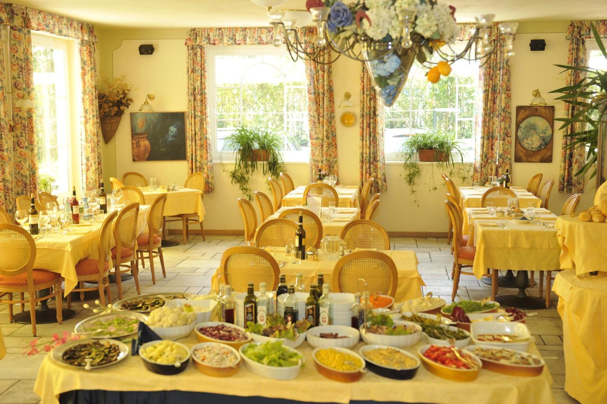 Garden Hotel Bellariva Molveno Ngoại thất bức ảnh