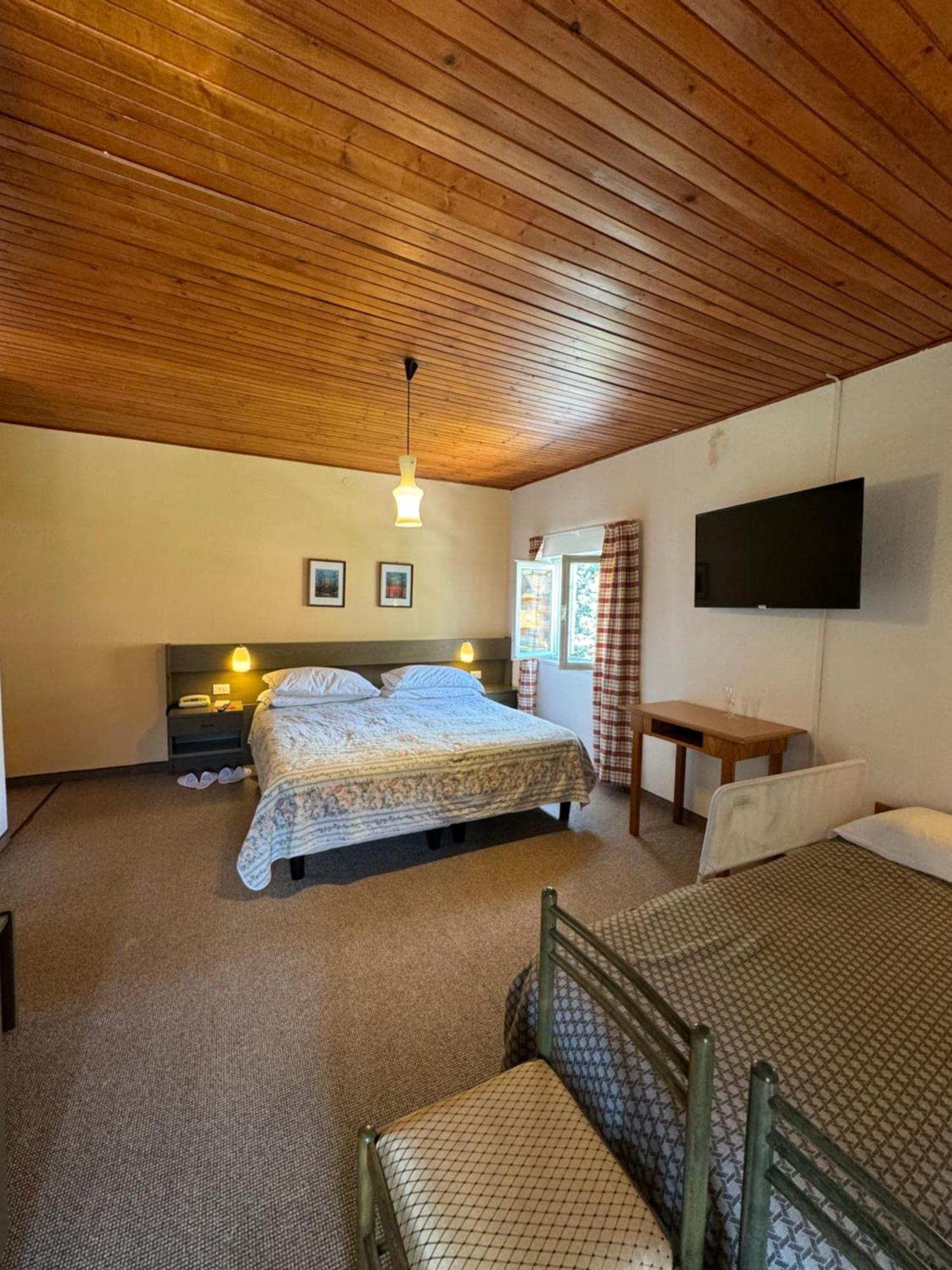 Garden Hotel Bellariva Molveno Phòng bức ảnh