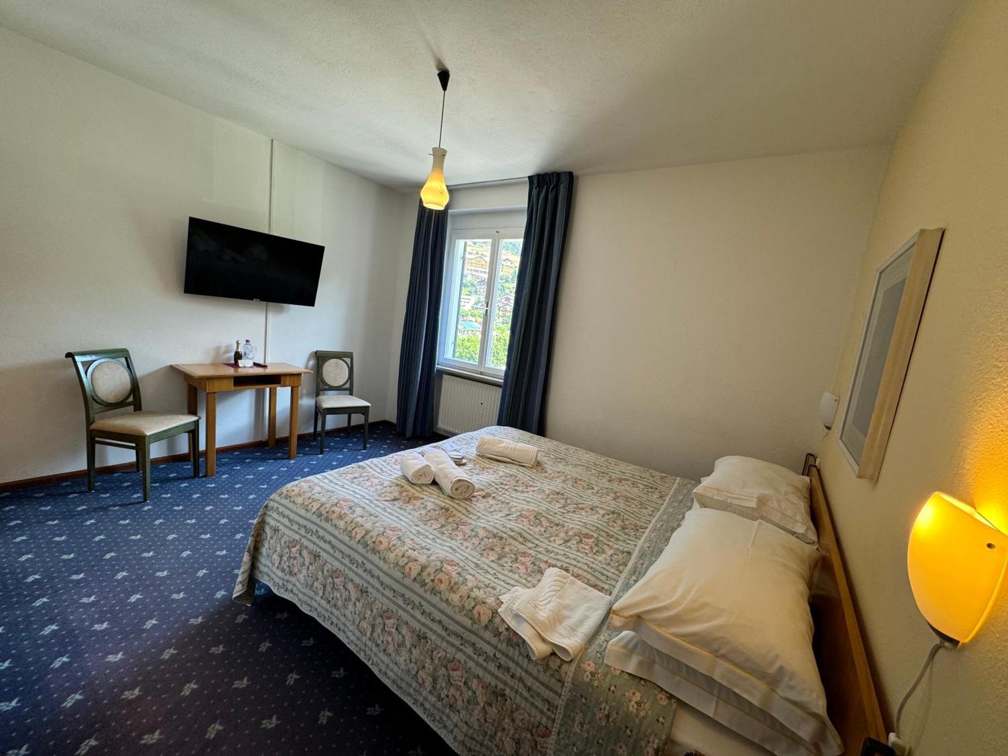 Garden Hotel Bellariva Molveno Phòng bức ảnh